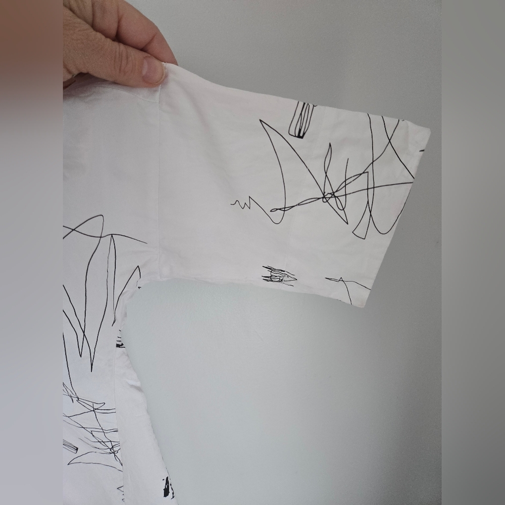 UCHUU MONTREAL White Graphic Shirt - Picture 9 of 15